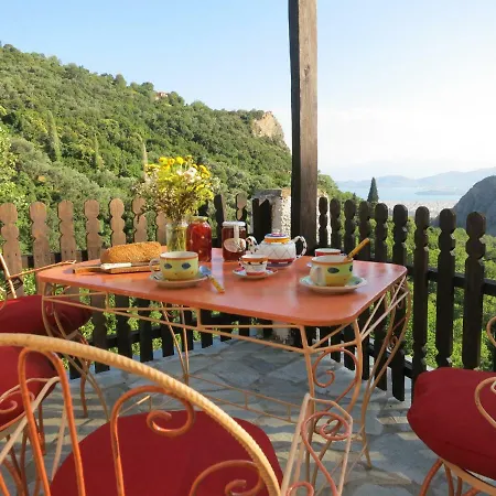 Koukourava Garden Villa Makrinítsa Buitenkant foto